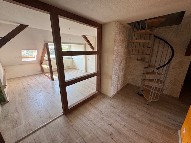 M6/DGli -  Gemütliche 2,5-Zimmer-Dachgeschosswohnung im Herzen von Mügeln